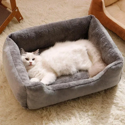 Bed for Cats and Dogs - Many different sizes and colours